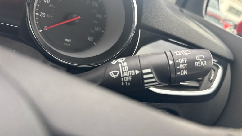 Vauxhall Astra 1.0T ecoTEC SRi 5dr Petrol Hatchback